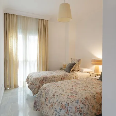 Appartement Balcon De Picasso: Bright With Incredible Views