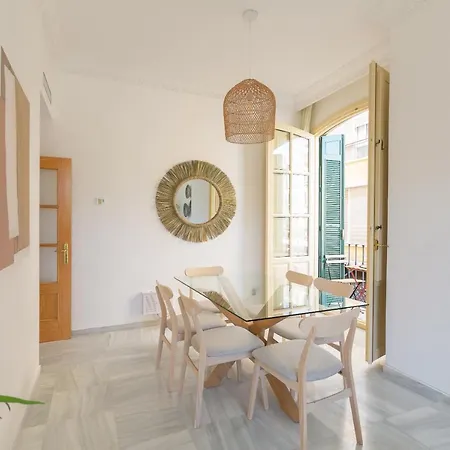 Appartement Balcon De Picasso: Bright With Incredible Views *