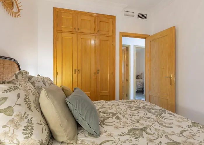 Balcon De Picasso: Bright With Incredible Views *